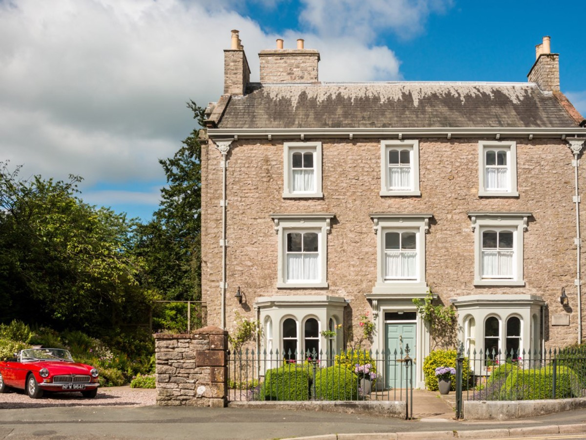 Kirkby Stephen Coast to Coast Walking Holidays