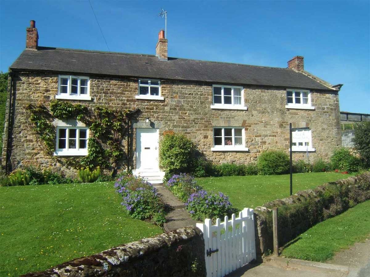 Kilburn House Bed And Breakfast New Brunswick Canada Kilburn - Cleveland Way Walking Holidays Accommodation